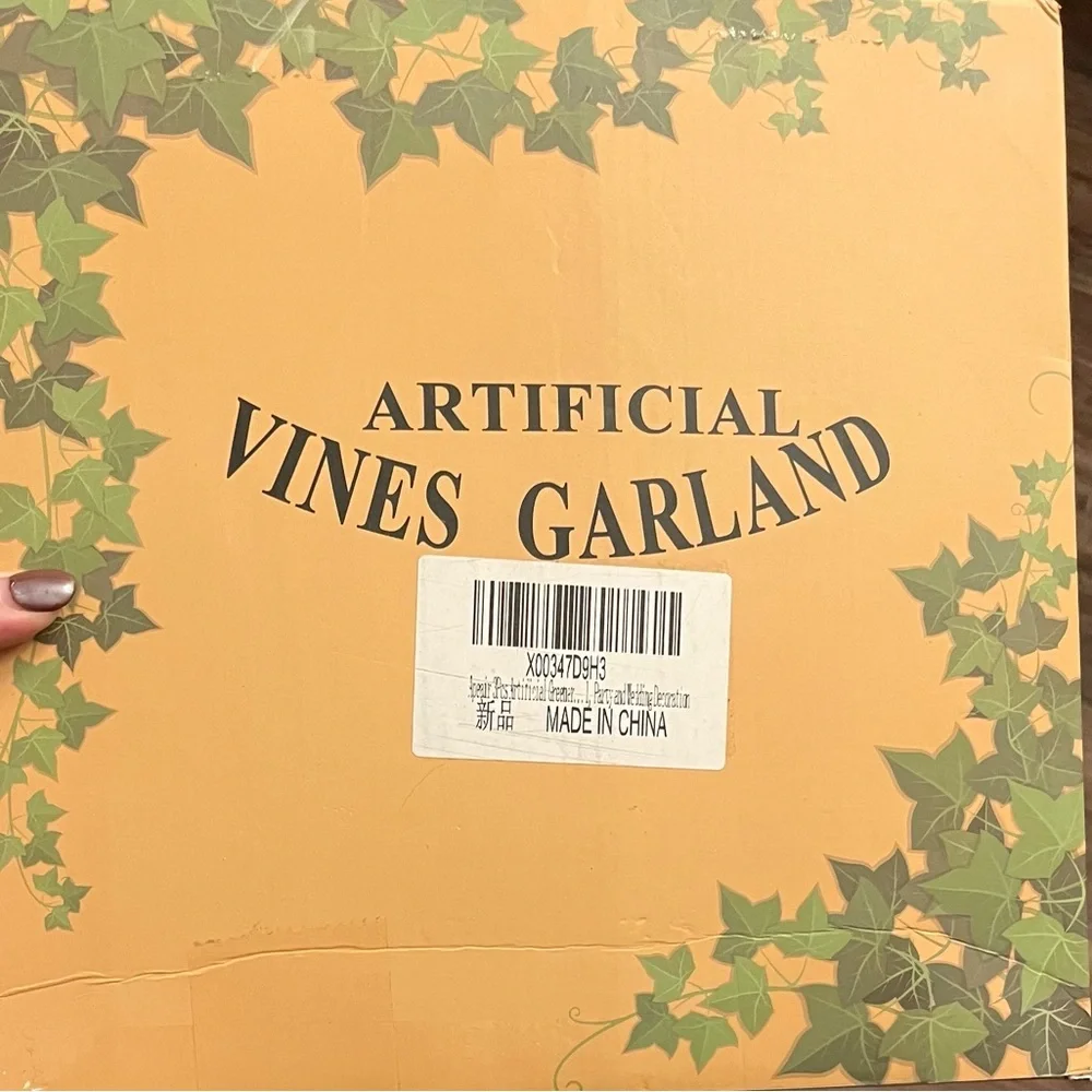 New in box 3 pcs of 6 Foot Green Ivy Garland for Home Holiday Decor